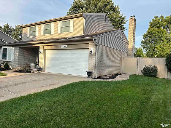 2nd image of 24701 Blanche St