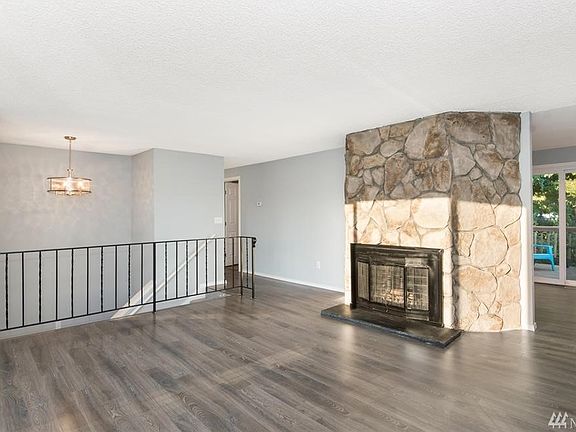5th image of 6873 Helena Dr NE