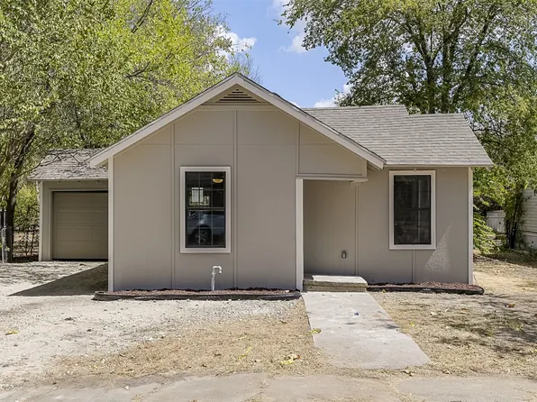 1108 N Catherine St, Terrell, TX 75160