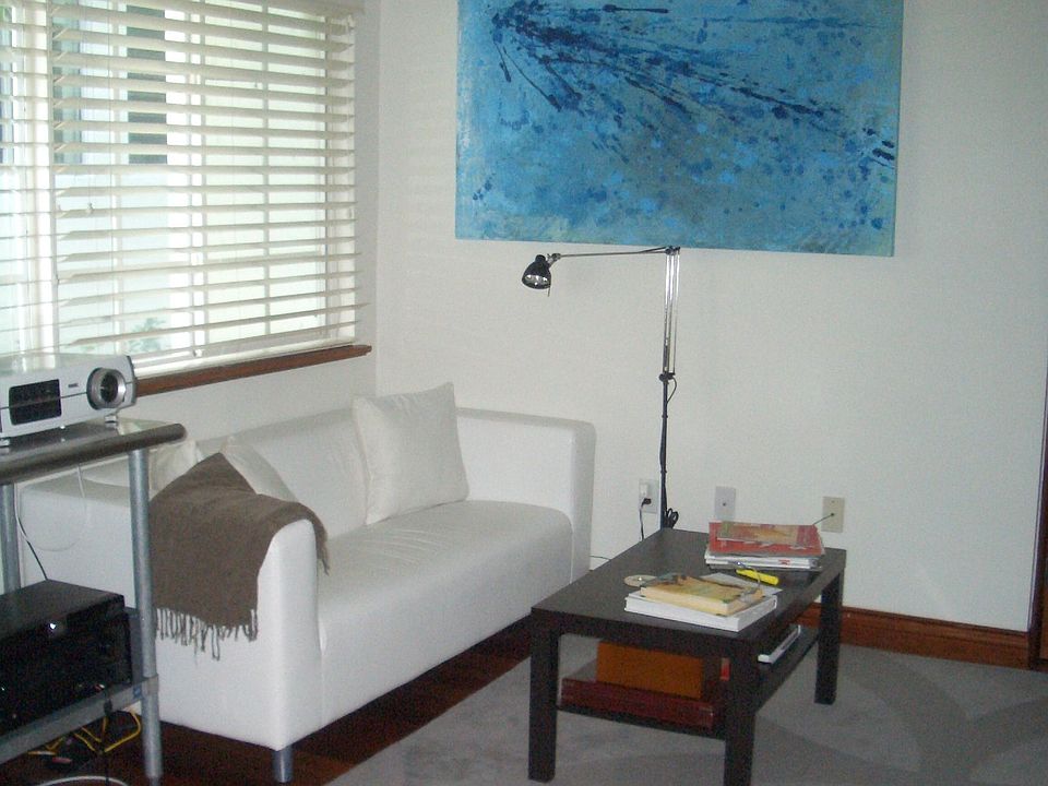 1st image of 1037 Michigan Ave APT 2