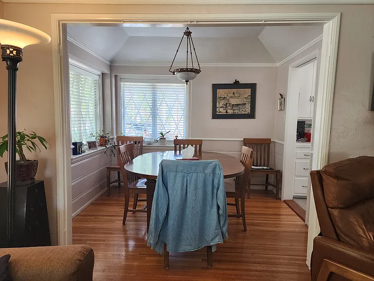 10758 Farragut Dr — Photo 9