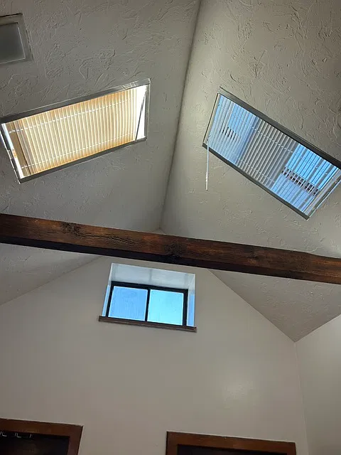 3 bed, 1000 sqft, $3,000 — Photo 2
