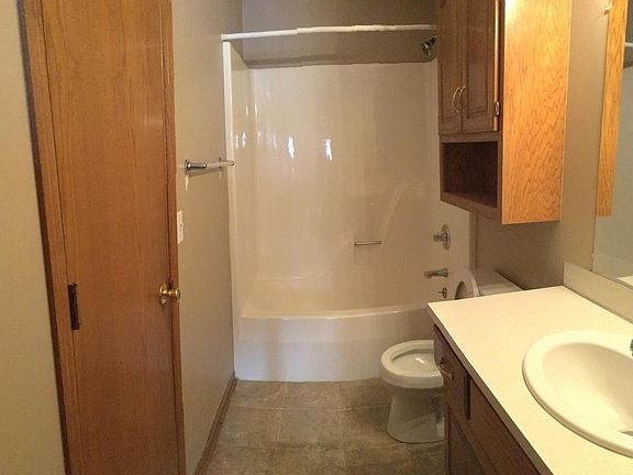 5th image of 4106 Avenue C