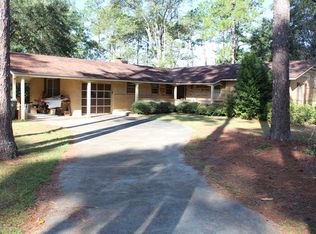 2 Pine Valley Cir, Moultrie, GA 31768