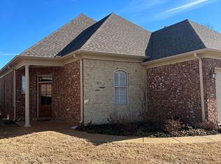 108 Claire Cv, Senatobia, MS 38668