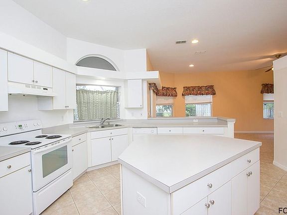 3rd image of 8 Wilden Pl