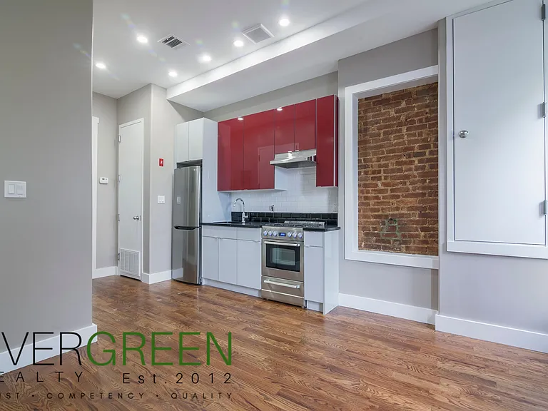 89 Grattan St #3F — Photo 1