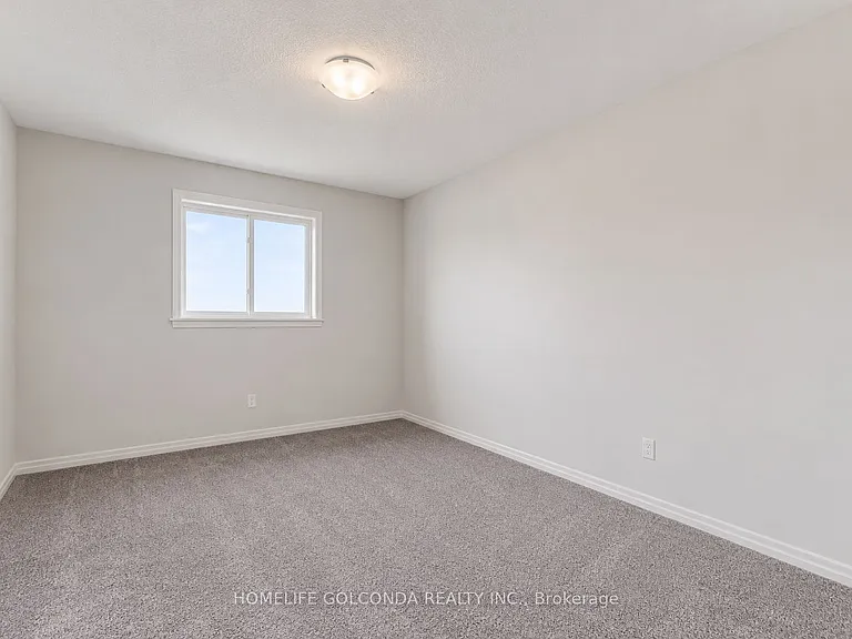 74 Renaissance Dr — Photo 11