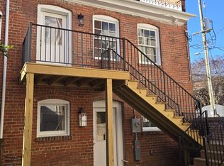1103 W Franklin St #1B, Richmond, VA 23220