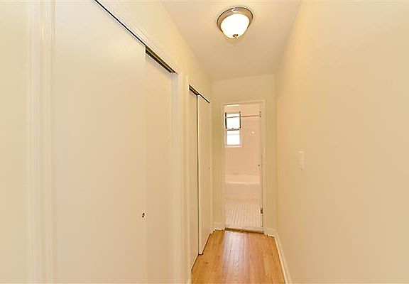 5th image of 6505 Yellowstone Blvd APT 2C