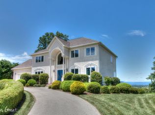 4520 Windy Gap Dr, Roanoke, VA 24014
