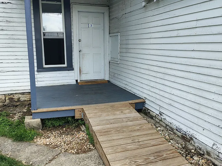 415 E Gilbert St #3 — Photo 7