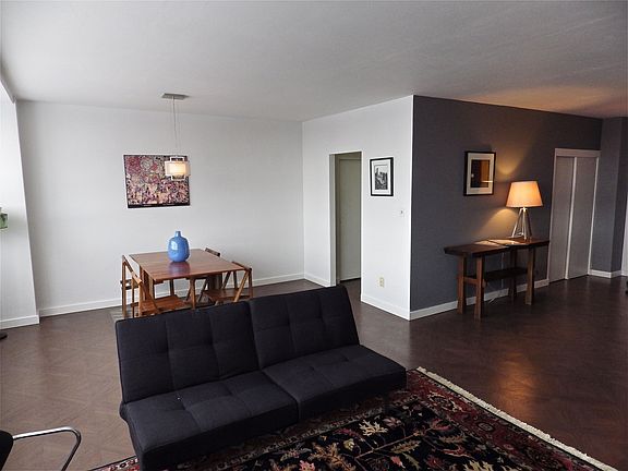 5th image of 1620 E Broad St #807