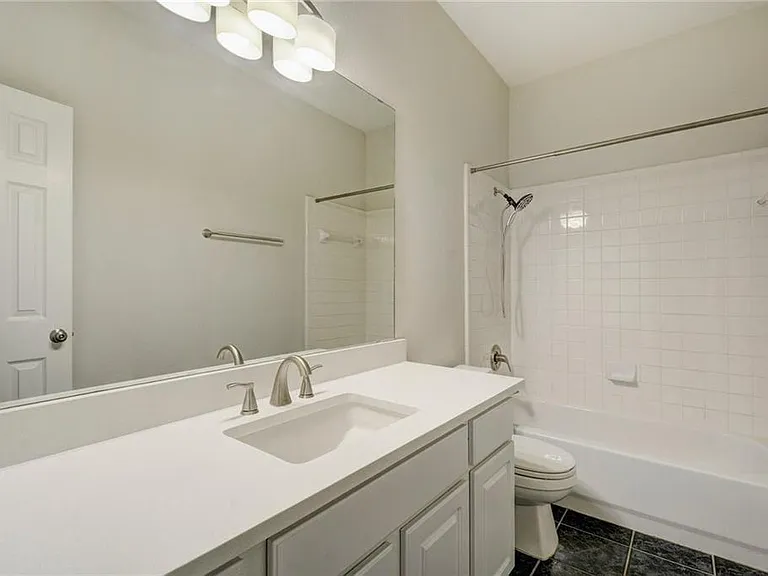 2614 Kinney Oaks Ct — Photo 24