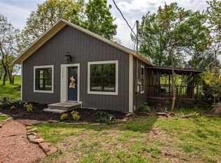 12861 Hogeye Rd, Prairie Grove, AR 72753