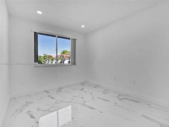 10245 SW 154th Pl #112-3 — Photo 17