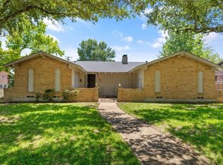 858 Magnolia Ln, Lancaster, TX 75146