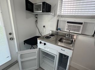 6242 SW 24th St #1, Hollywood, FL 33023