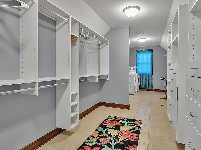 43 Ambrose Ct — Photo 7