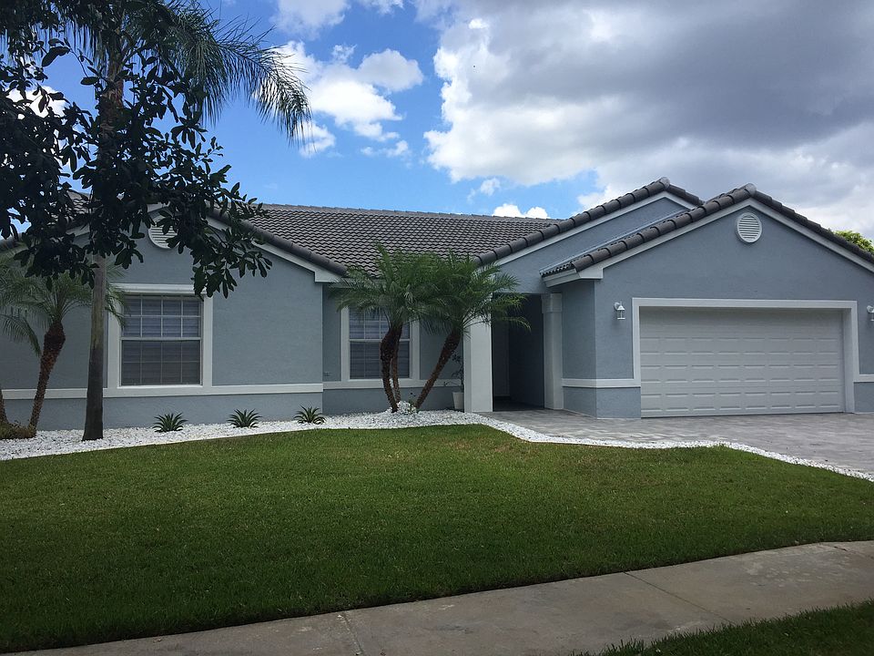2nd image of 13641 SW 19th St