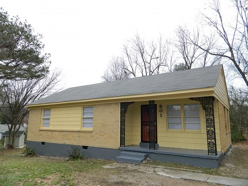 1st image of 501 Sullivan Dr