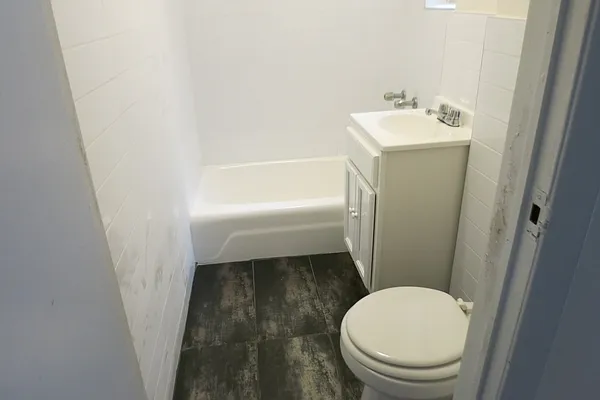 Rented by MNS | media 4