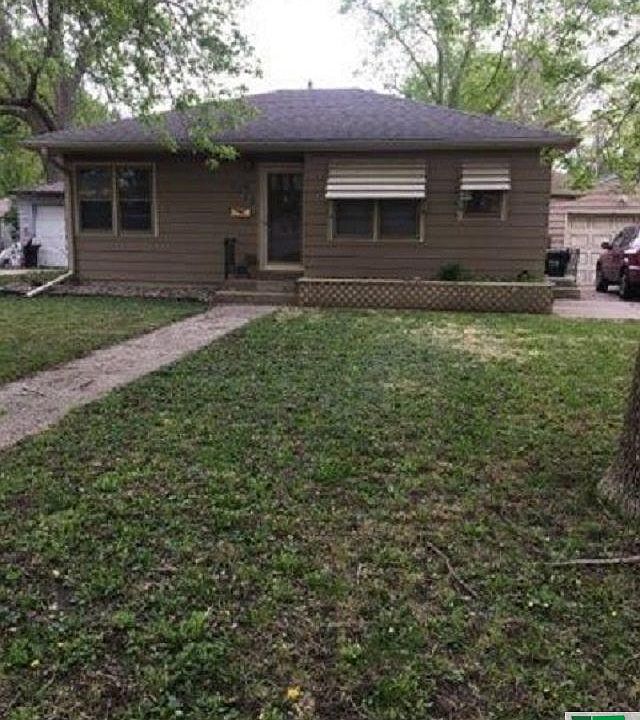 1st image of 3228 Idlewood St