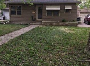 3228 Idlewood St, Sioux City, IA 51104