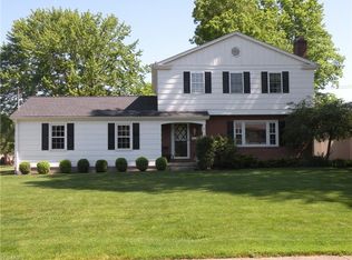 674 Oakridge Dr, Boardman, OH