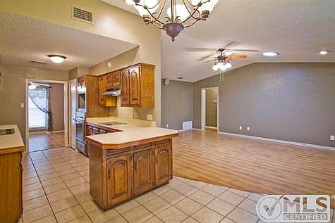 2nd image of 303 Hideaway Ln E