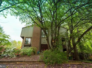 2125 Glencourse Ln, Reston, VA 20191