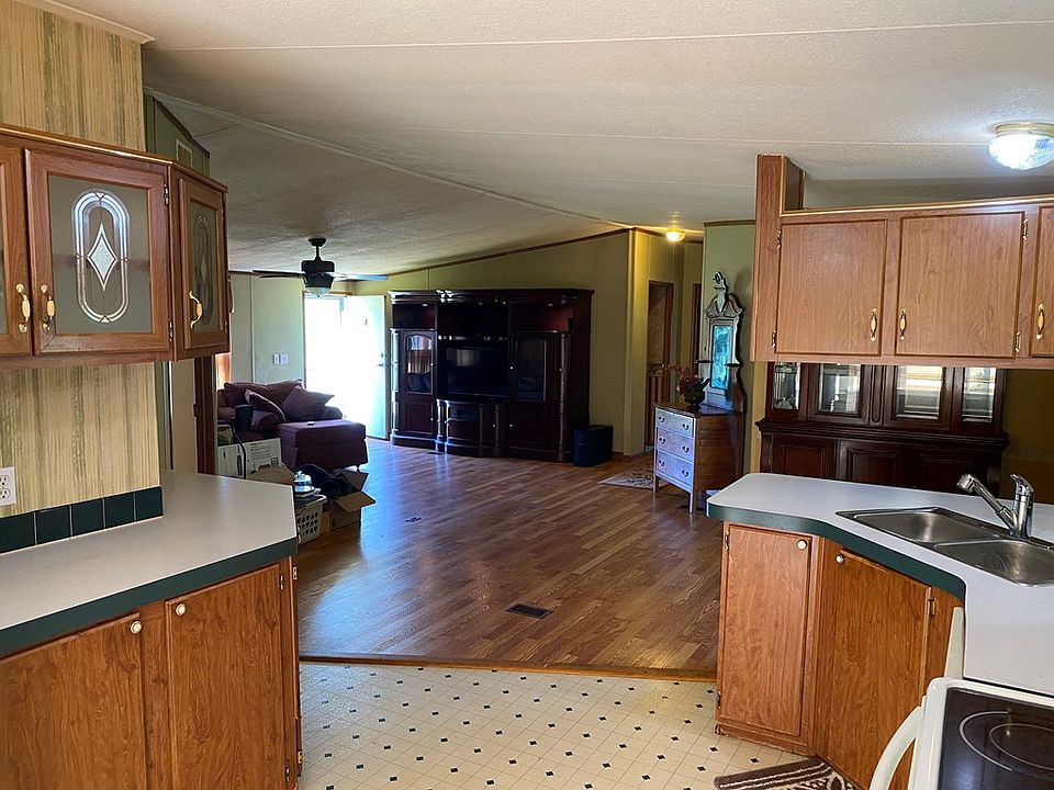 15267 Fletcher Rd, Bloxom, VA 23308 Zillow