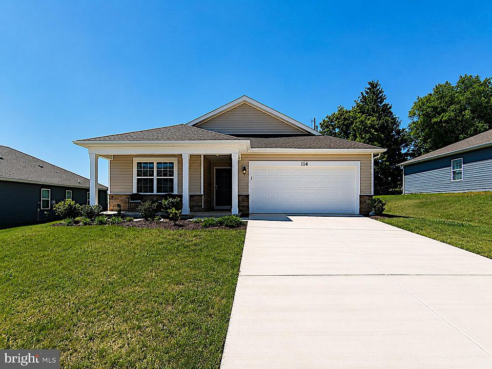1st image of 114 Gatehouse Pl