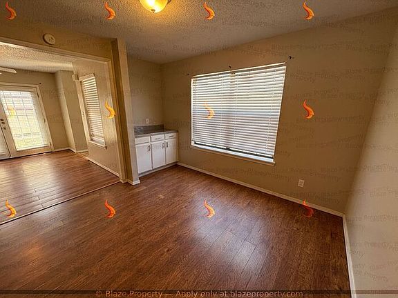 5th image of 2003 Hardy St #5C