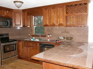 450 Gardiner Rd, Richmond, RI 02892