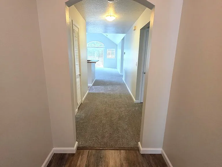 2940 Matt Dr — Photo 8
