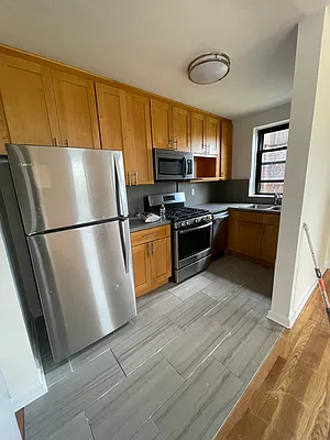 Rented by NYC LUXURY APT RENTALS CO LLC | media 27