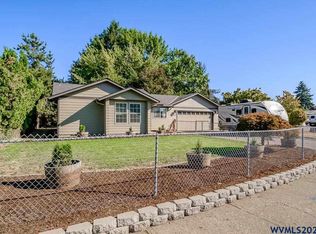 1370 Williams Ave, Independence, OR 97351
