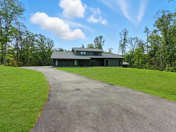 2nd image of 500 Brown Deer Dr