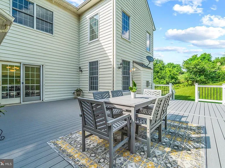 15000 Barlow Dr — Photo 40