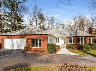 678 Converse St, Longmeadow, MA 01106
