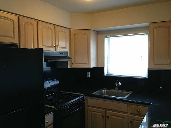 2nd image of 114-69 Dalian Ct