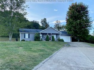 349 Club House Dr, Evans, WV 25241