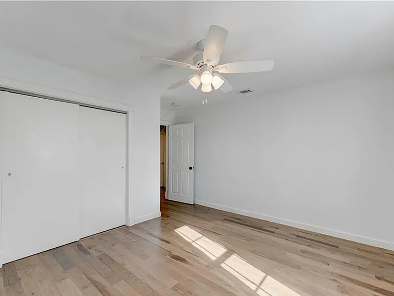 12802 County Line Rd — Photo 24