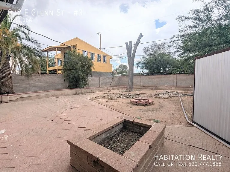 872 E Glenn St #3 — Photo 16