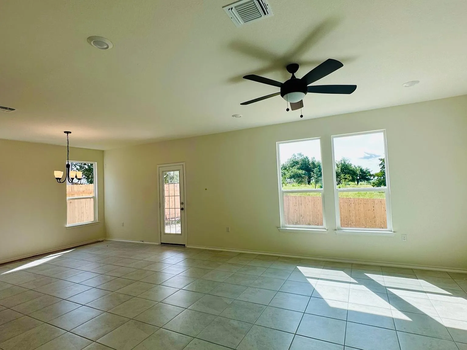 12309 Oxford Vineyard Ln — Photo 1