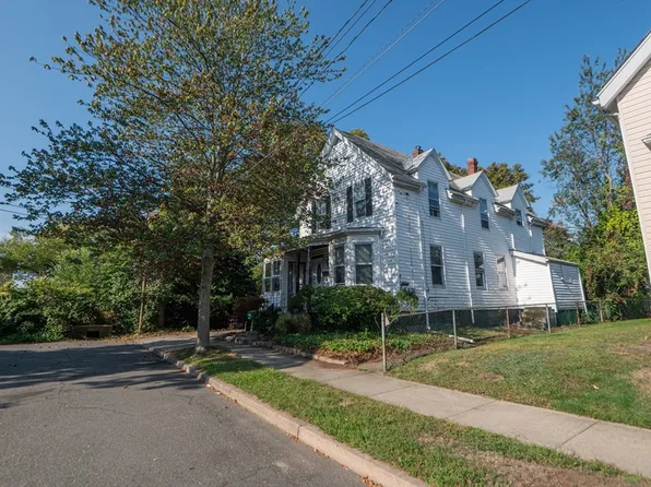 39 Arthur St, Lynn, MA 01905