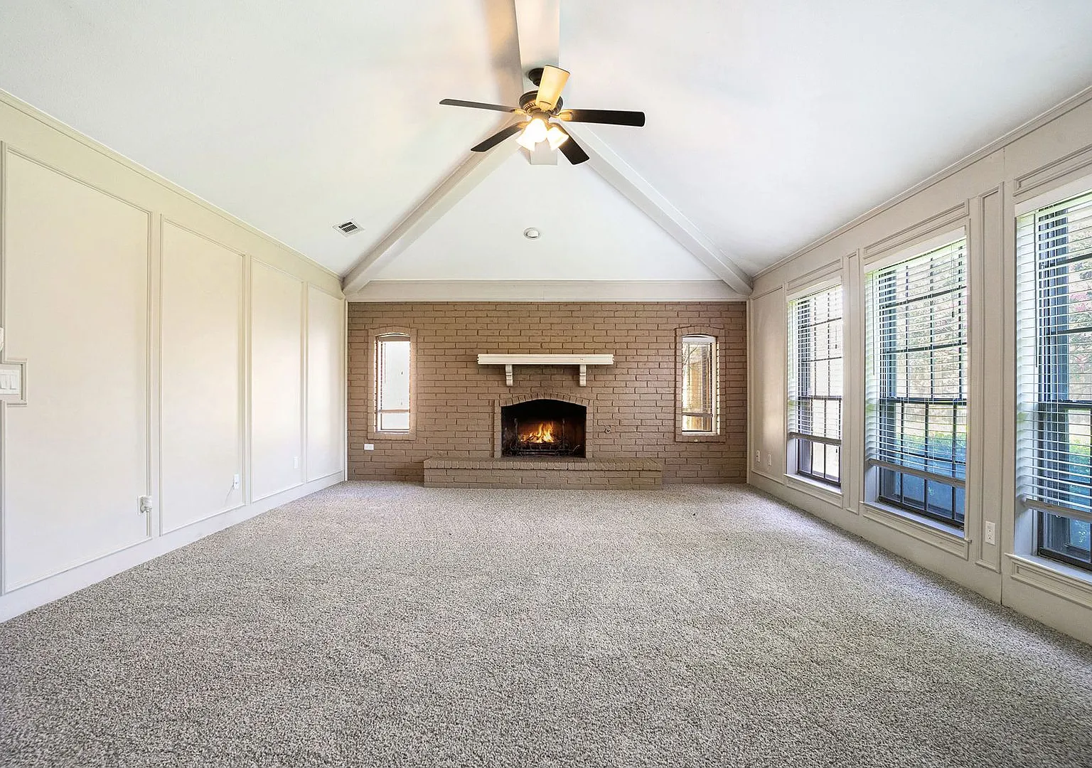 Gorgeous, Updated 3-2-2 in Allen — Photo 2