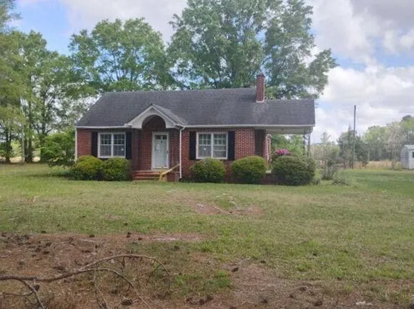 7268 Cade Rd, Cades, SC 29518