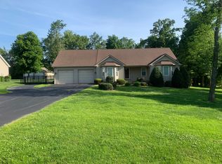 84 Hunters Ln, Calvert City, KY 42029